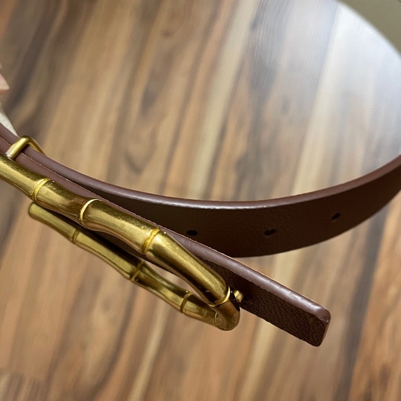 J McLaughlin reversible Leather Belt with Gold bamboo style buckle - Picture 8 of 9